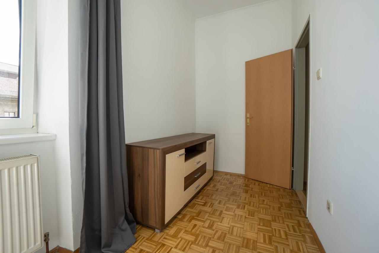 Two Bedrooms Family Nice Apartment Відень Екстер'єр фото